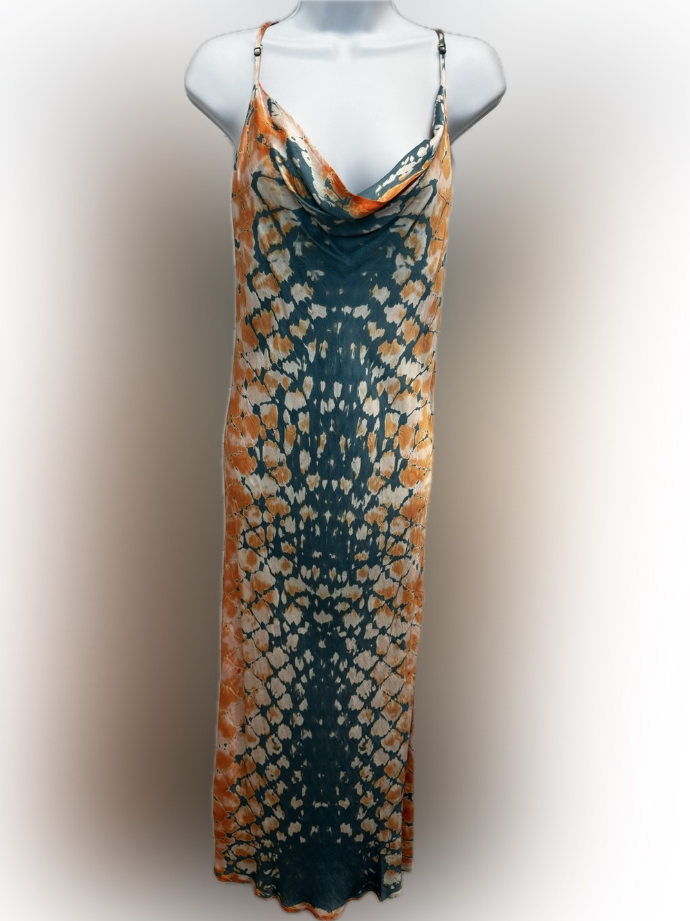 Young Fabulous & Broke, Tie-Dye Bodycon Midi Dress in Teal, Rust & White - Picture 3 of 7
